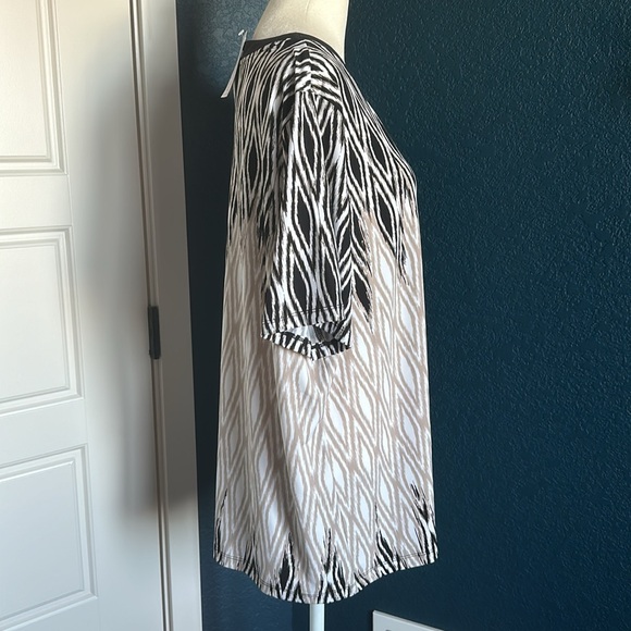 CJ Banks | Blouse (NWT) - Picture 3 of 4